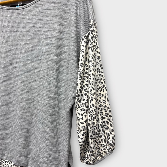 Shop in LA Color Block Waffle Weave Shirt w/ Contrasting Animal Print Large NWT - Picture 7 of 11